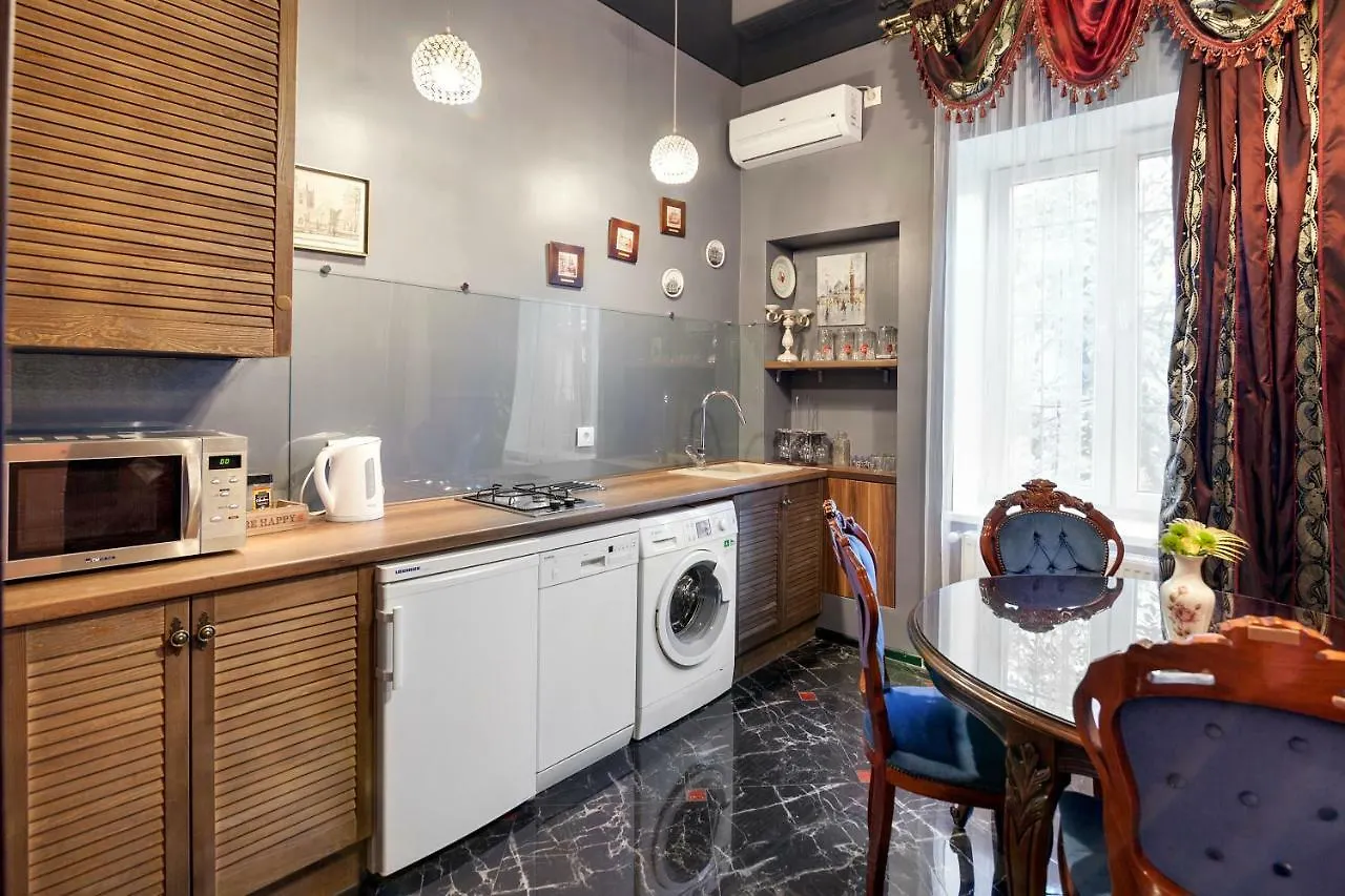 Delux Leopolli Apartments Near Shopping Mall Forum Львов