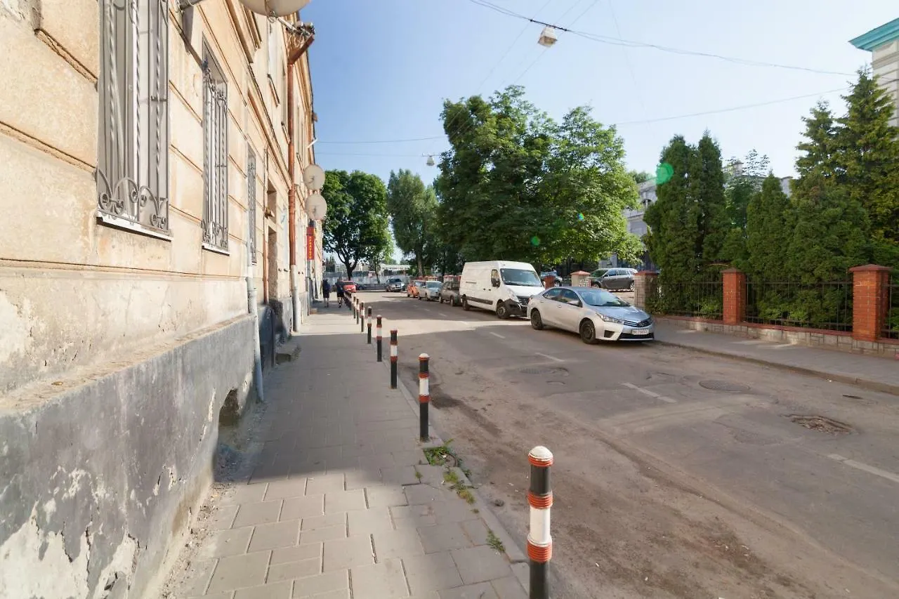 Delux Leopolli Apartments Near Shopping Mall Forum Львов 0*,  Украина
